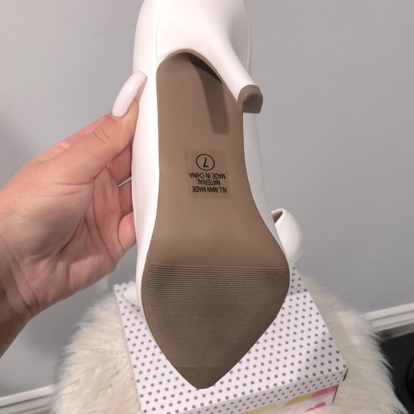 White Heels - Picture 3 of 3